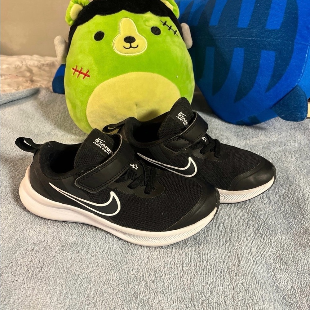 Nike Kids Black and White Velcro Athletic Sneakers